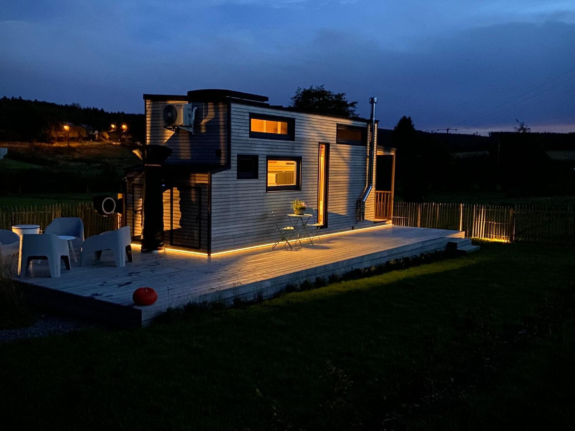 Tiny Cosy Hotel Bastogne Exterior photo